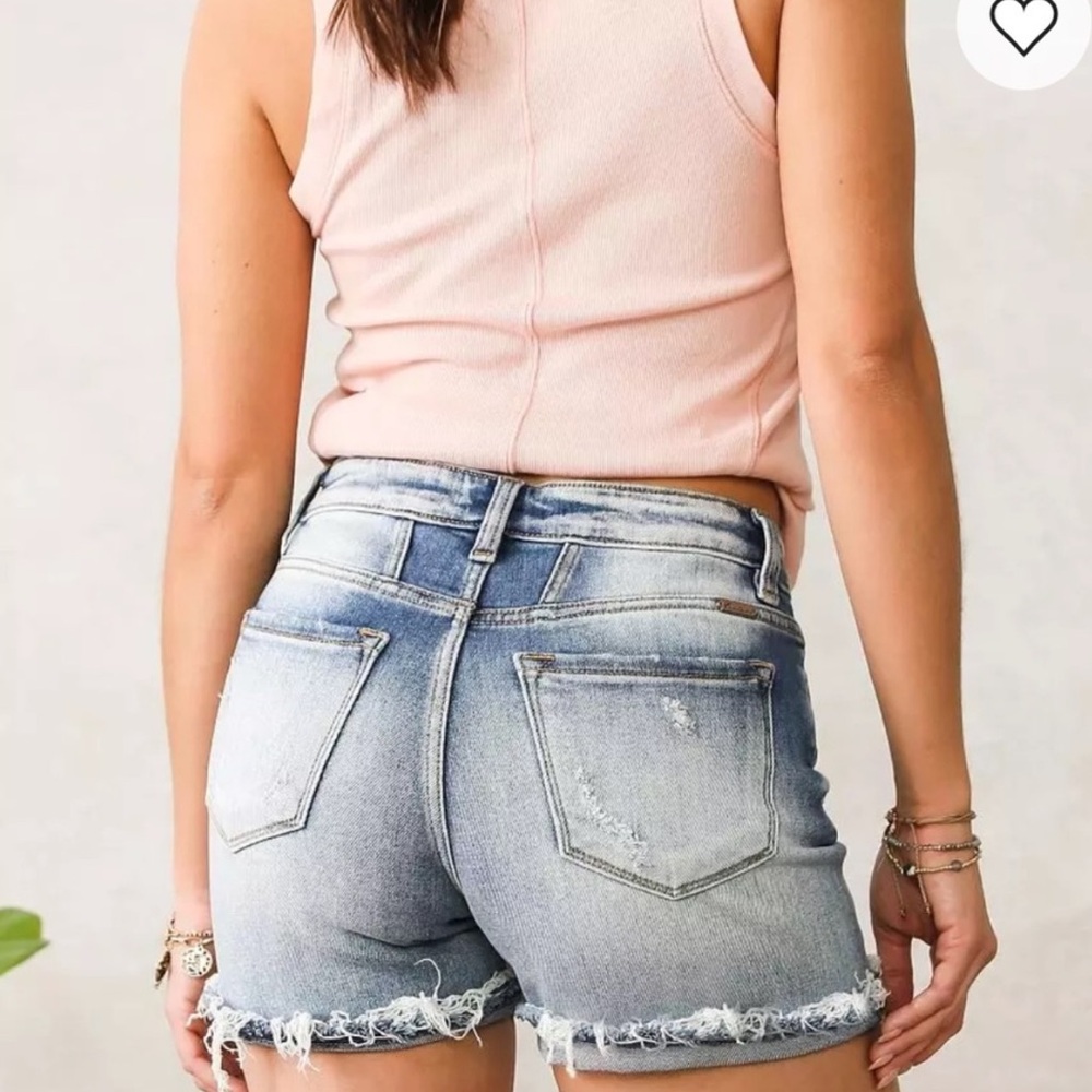 KanCan signature high rise shorts
